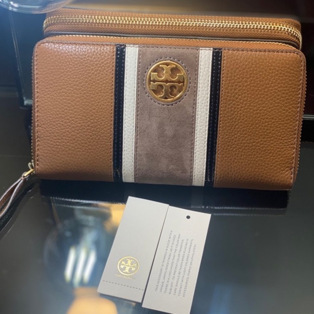 NEW! Tory Burch Carson Stripe Continental Wallet